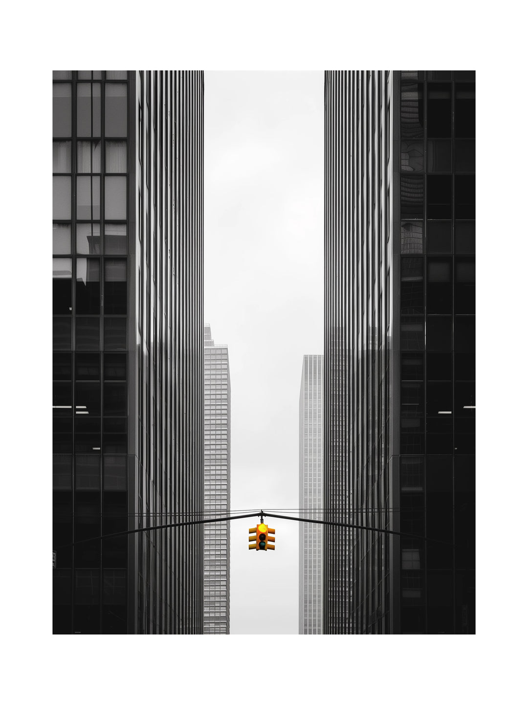 Ampel zwischen Hochhäusern New York  – Wandkunst