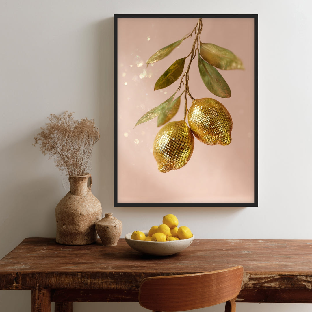 Goldene Disco-Zitronen Poster – Schwarzer Rahmen – Produktfoto