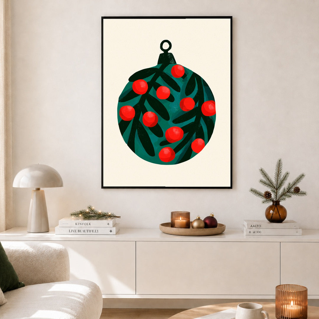 Weihnachtskugel mit Beeren Poster – Schwarzer Rahmen – Produktfoto