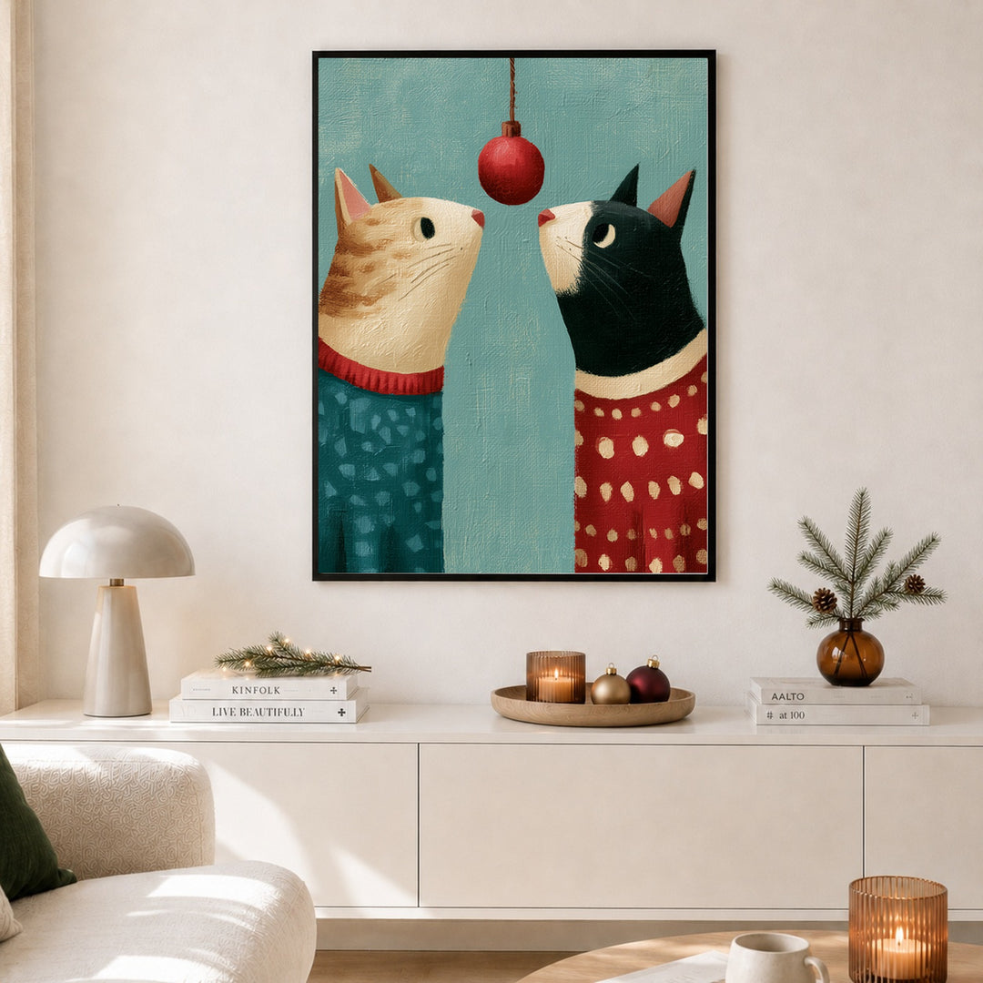 Zwei Katzen unterm Weihnachtsball Poster – Schwarzer Rahmen – Produktfoto