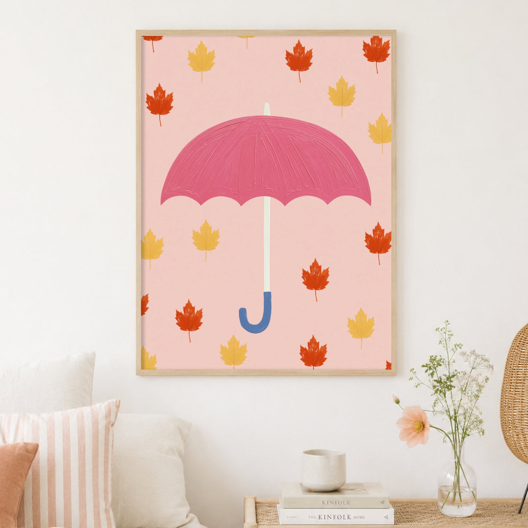 Regenschirm im Blätterregen Poster – Holz natur Rahmen – Produktfoto