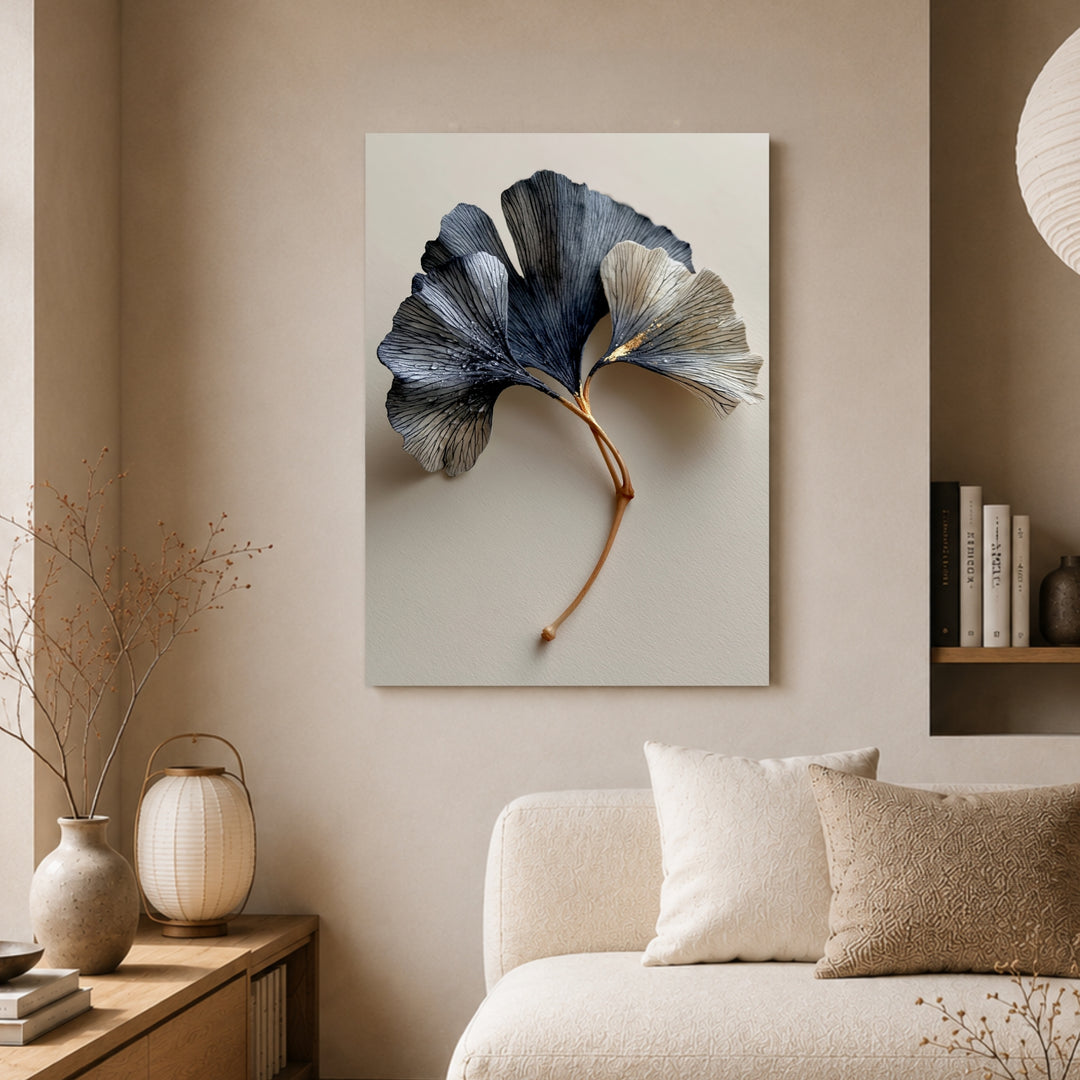 Ginkgo in Indigo und Gold Poster – Ohne Rahmen – Produktfoto