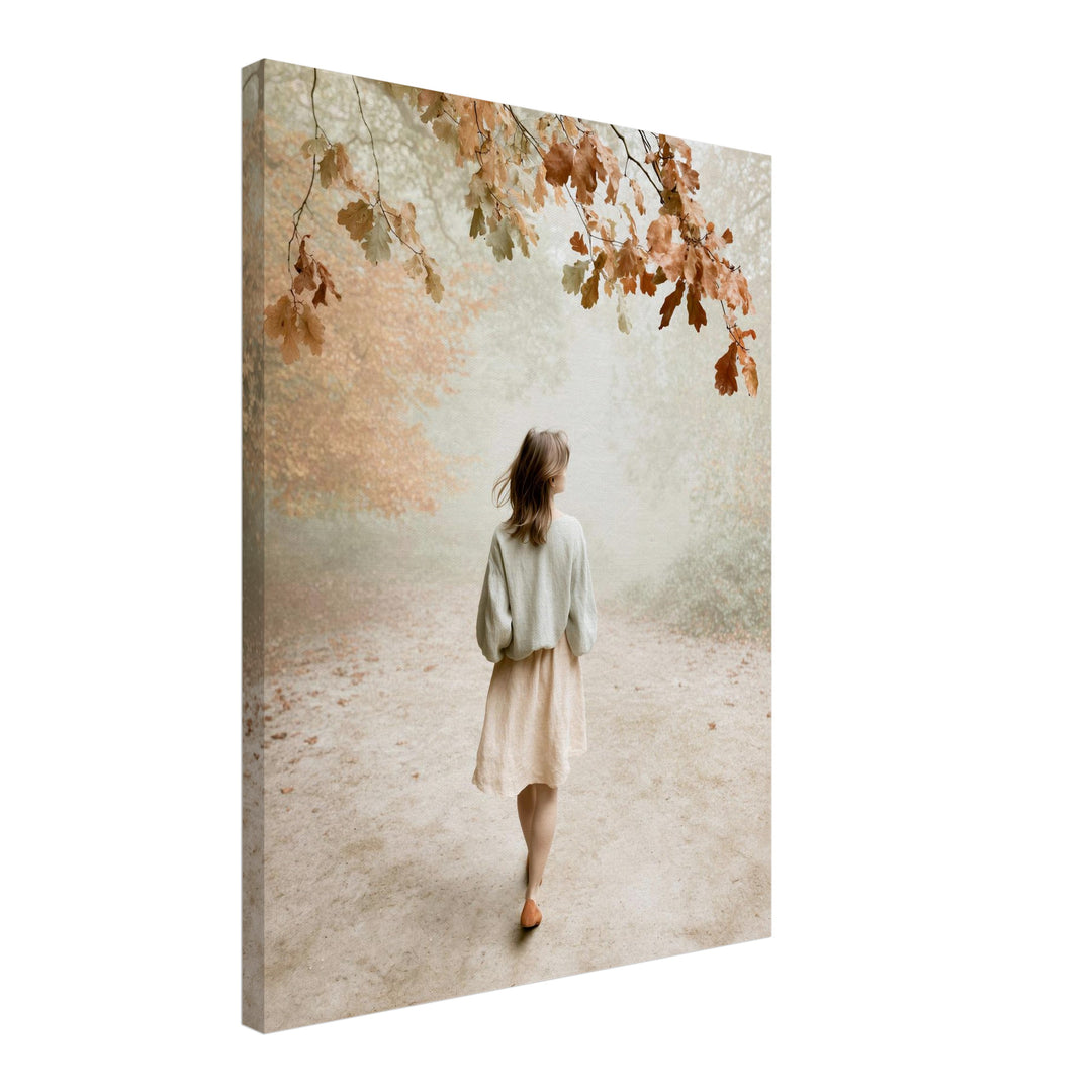 Frau im Herbstwald Leinwandbild – Schräge Ansicht – Produktfoto