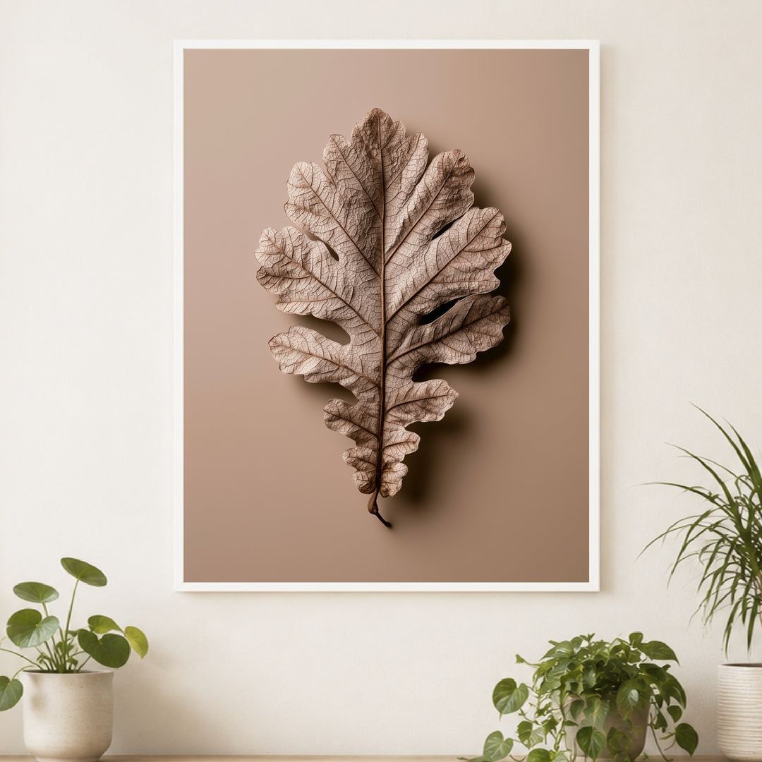 Getrocknetes Eichenblatt Nahaufnahme Poster – Weißer Rahmen – Produktfoto