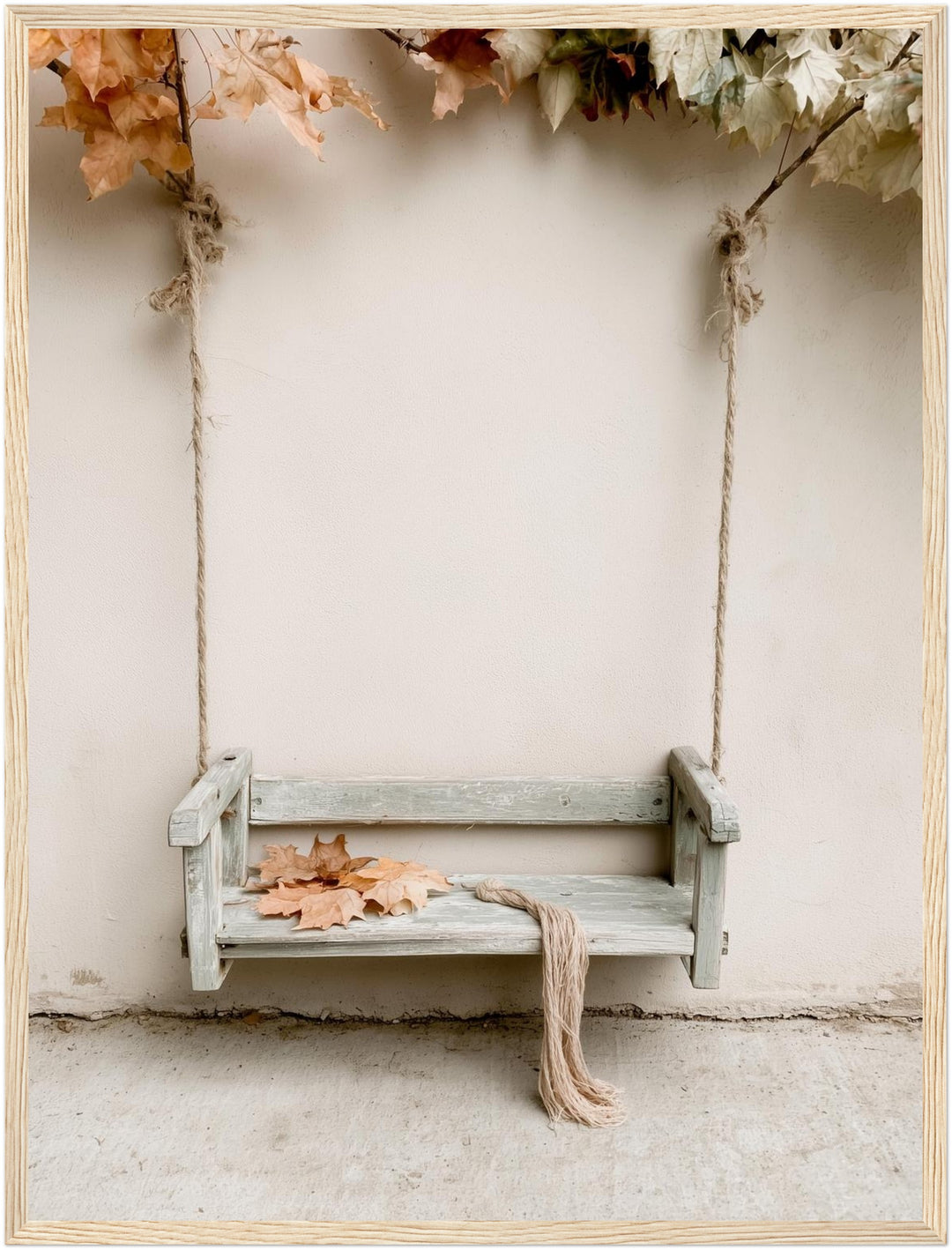 Herbstschaukel im Morgenlicht Poster – Holz natur Rahmen – Produktfoto