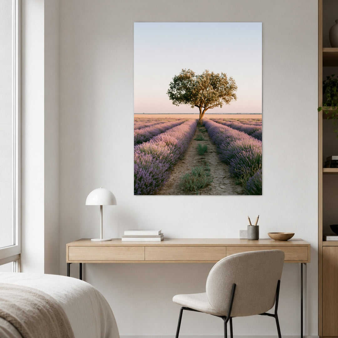 Lavendelfeld mit Baum Poster – Ohne Rahmen – Produktfoto