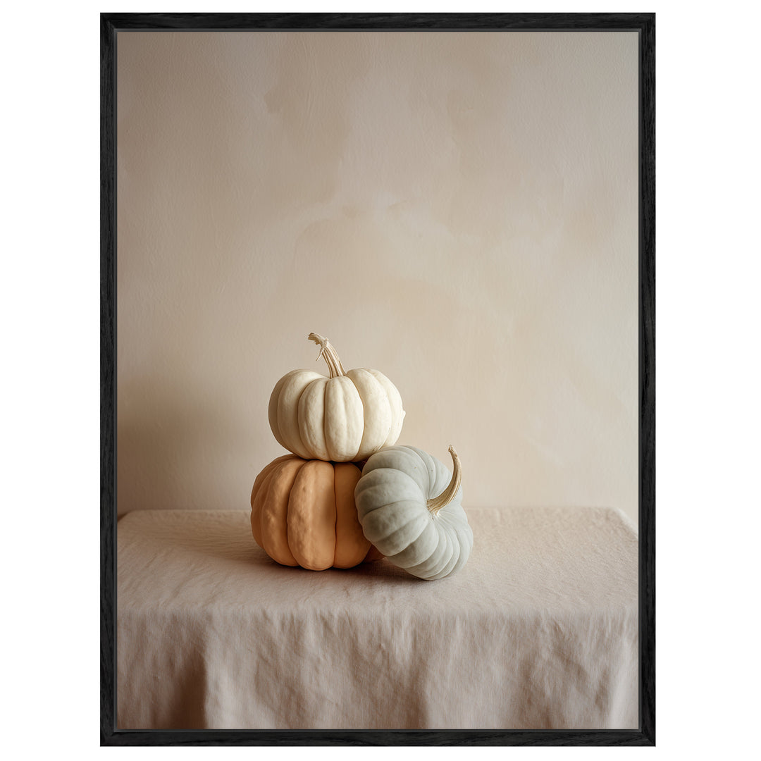 Stille Kürbis Komposition Leinwandbild – Schwarzer Rahmen – Wohnzimmer Mockup