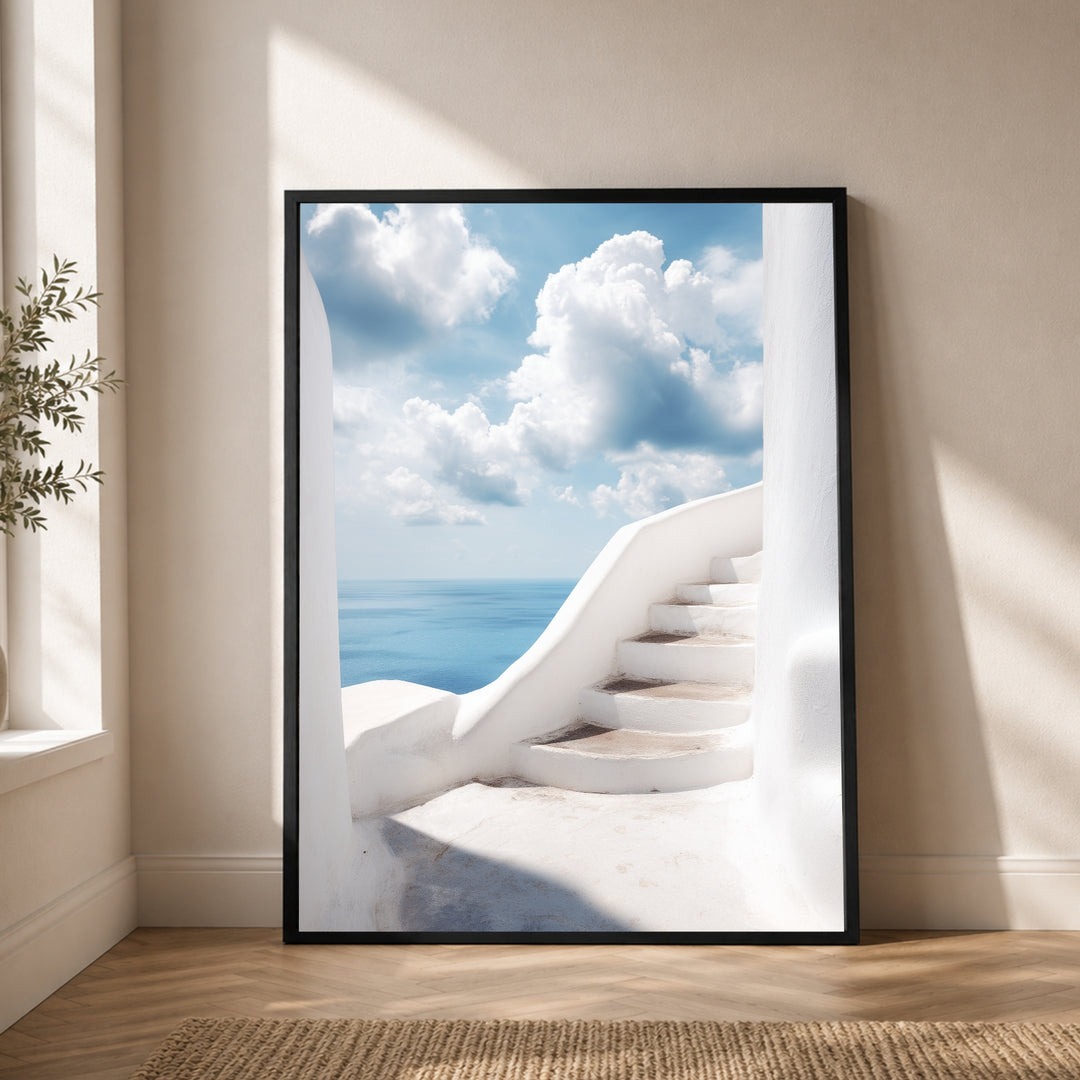 Weiße Treppe zum Meer Poster – Schwarzer Rahmen – Produktfoto