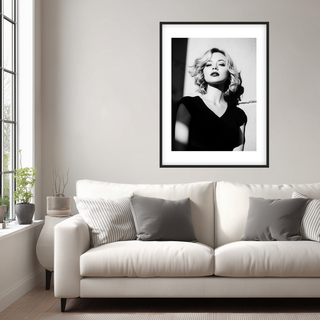 Frau im Licht Poster abstrakt – mattes Kunstdruck-Papier – Ansicht 2