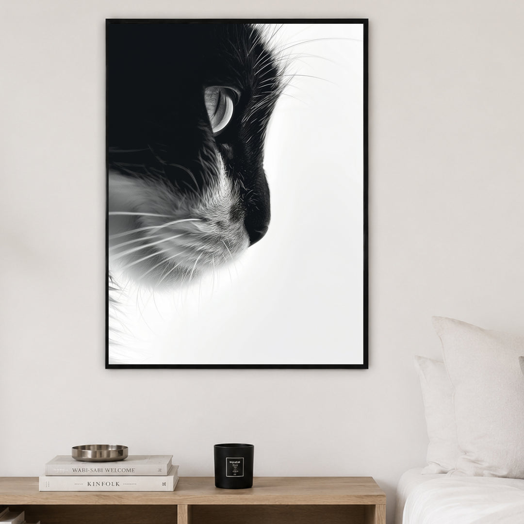 Katzenprofil Schwarz Weiss Poster – Schwarzer Rahmen – Produktfoto