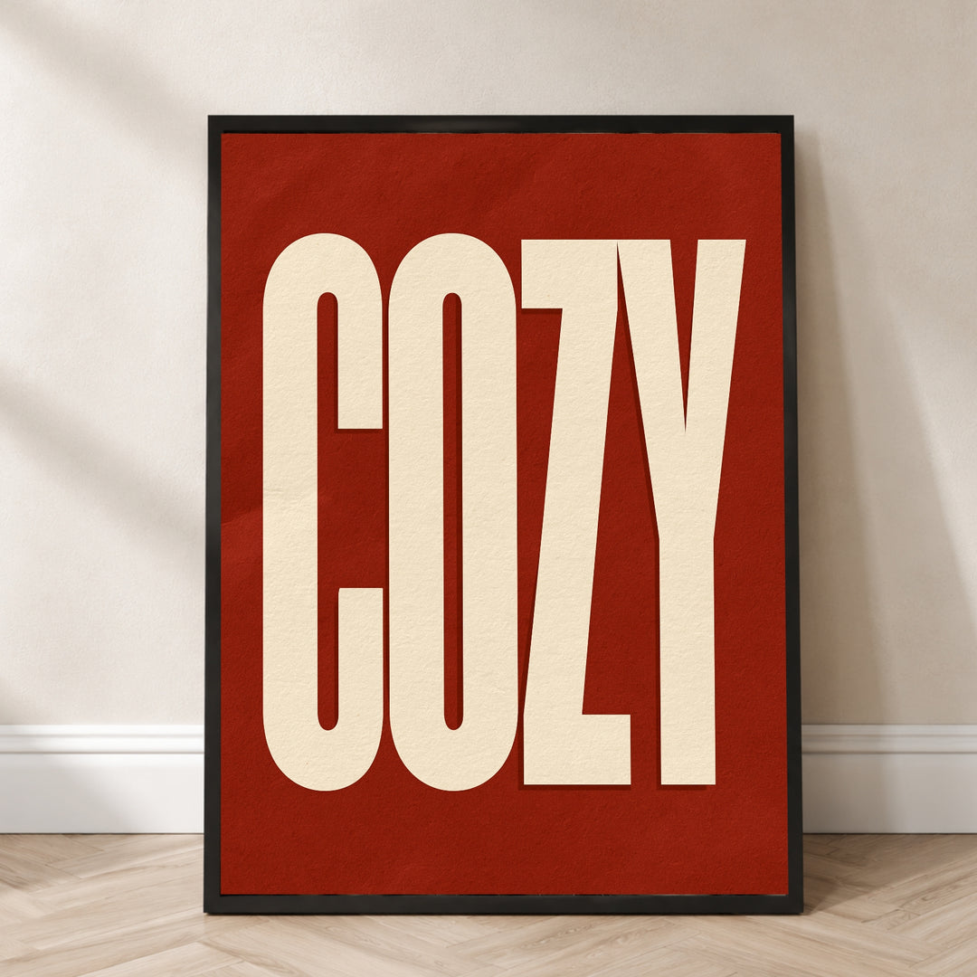 Cozy Schriftzug in rot Poster – Schwarzer Rahmen – Produktfoto
