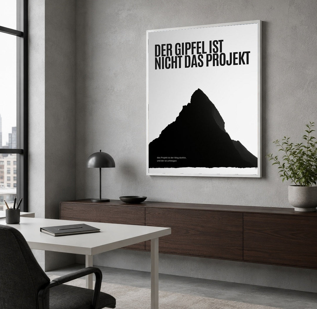 Gipfel ist nicht das Ziel Poster – Weißer Rahmen – Produktfoto