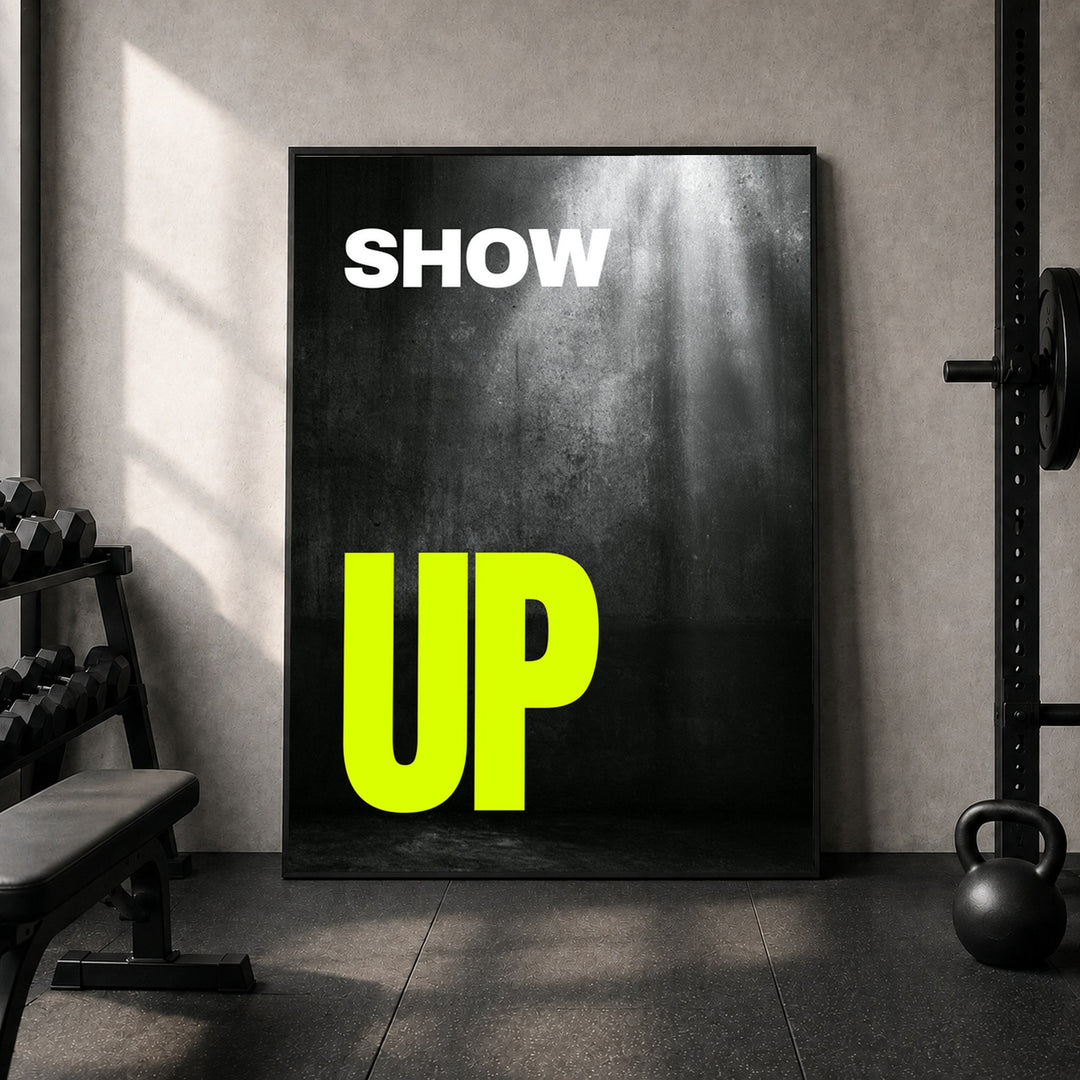 Show Up – Neongelber Aufruf Poster – Schwarzer Rahmen – Produktfoto