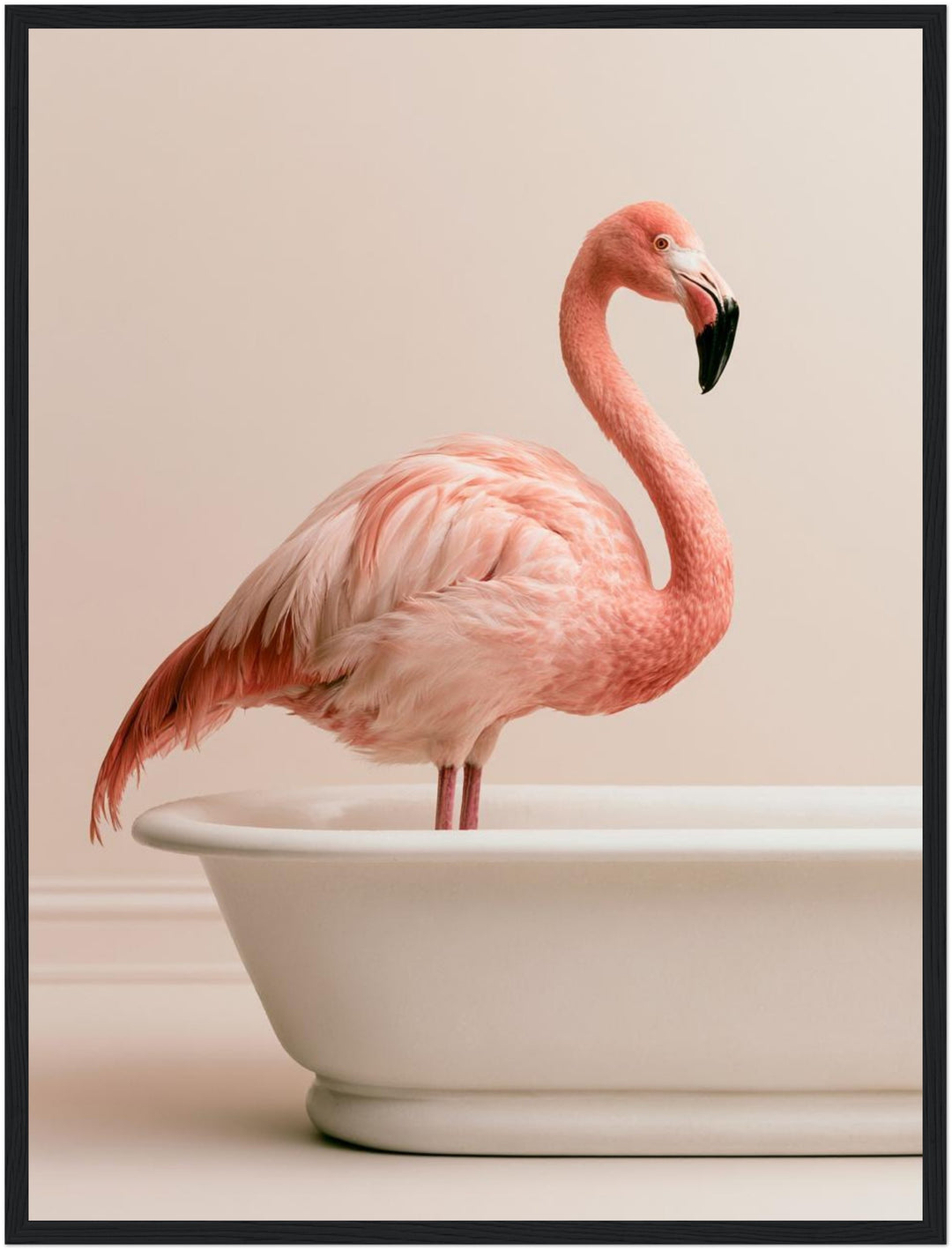 Flamingo in Badewanne Poster – Schwarzer Rahmen – Produktfoto