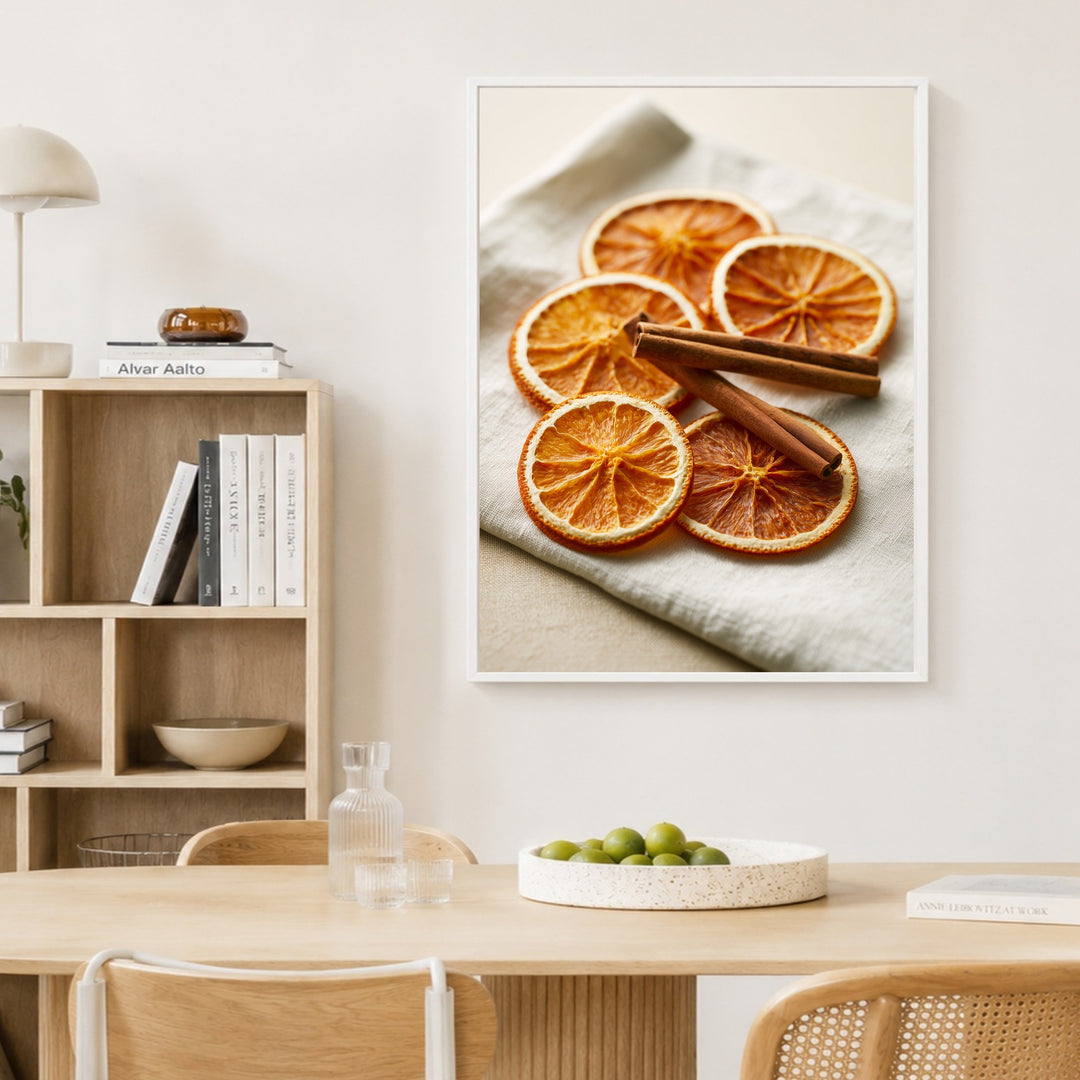 Getrocknete Orangen mit Zimt Poster – Weißer Rahmen – Produktfoto