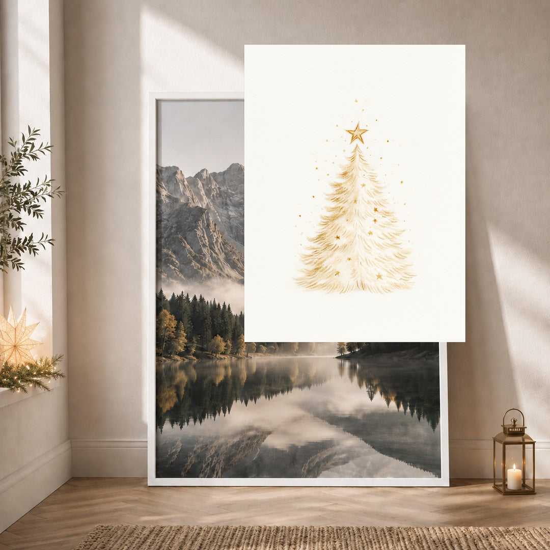 Goldener Weihnachtsbaum im Schnee Poster – Weißer Rahmen – Produktfoto
