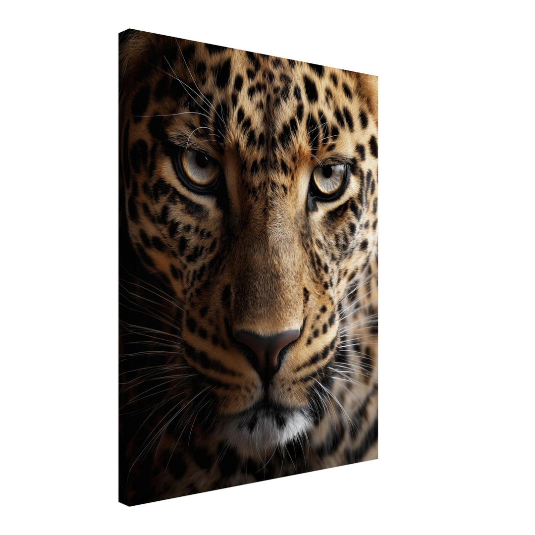 Leopard im Fokus Leinwandbild – Schräge Ansicht – Produktfoto