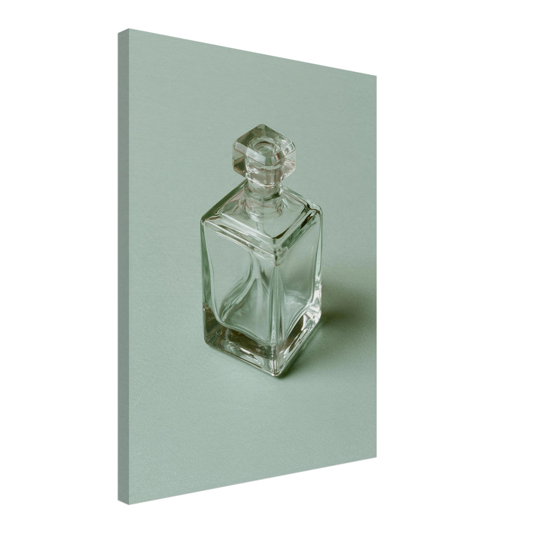 Parfumflakon Minimalismus Leinwandbild – Schräge Ansicht – Produktfoto