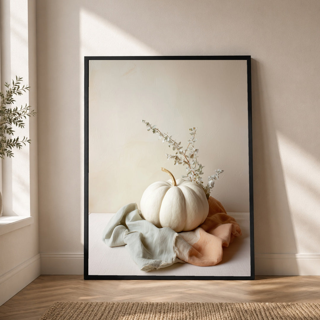 Weißer Kürbis im Herbst Poster – Schwarzer Rahmen – Produktfoto