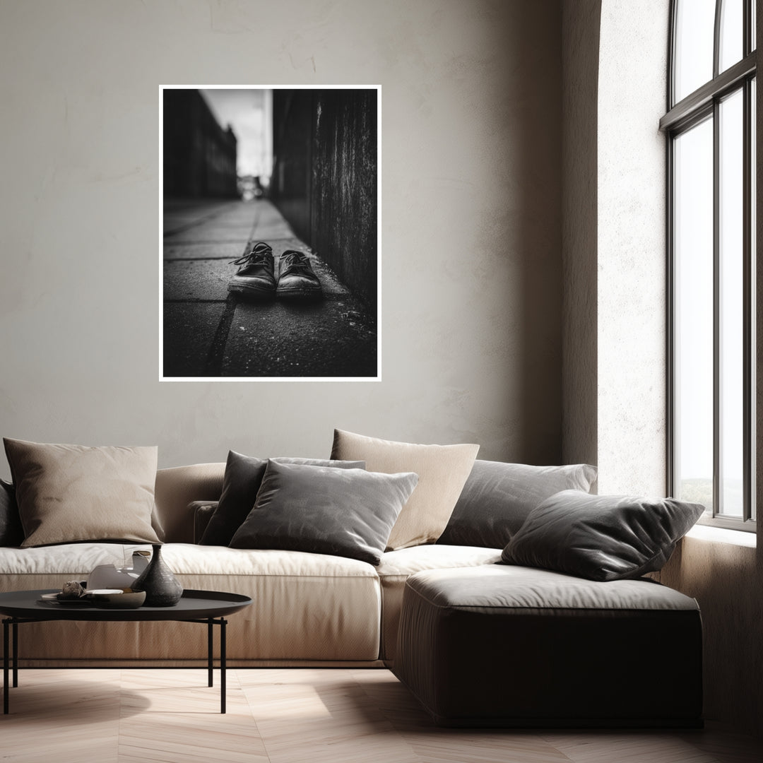 Verlassene Schuhe Schwarz Weiß Poster abstrakt – mattes Kunstdruck-Papier – Ansicht 4